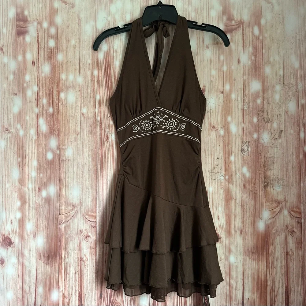 Romwe Brown The White Lotus Embroidered Tiered Hem Halter Mini Dress Sz XS - Picture 2 of 11
